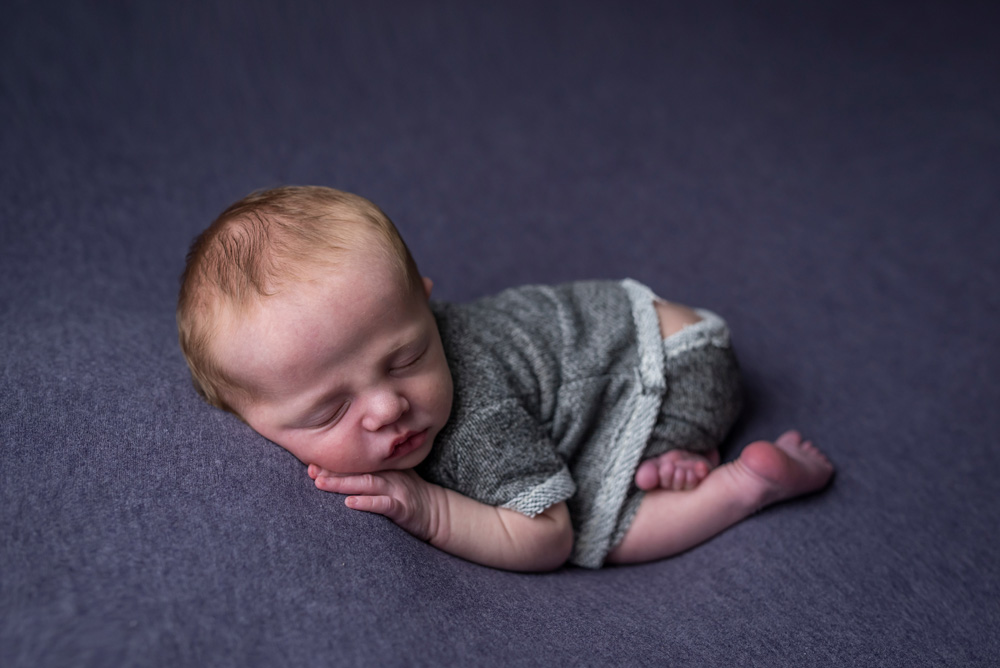 Fotografía newborn, fotos en estudio de recién nacidos, edición Fine Art Fotografía newborn, fotos en estudio de recién nacidos, edición Fine Art